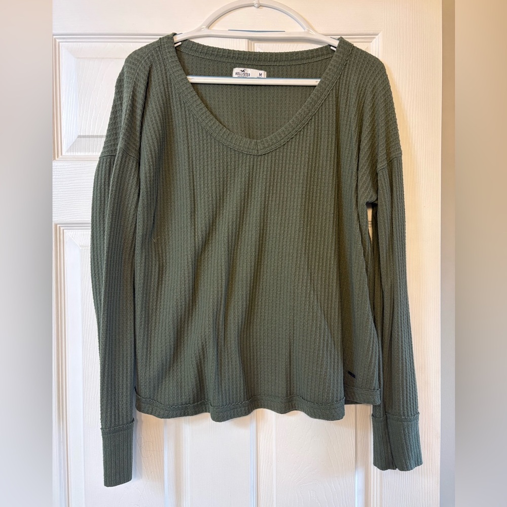 Hollister Olive Long Sleeve Tee